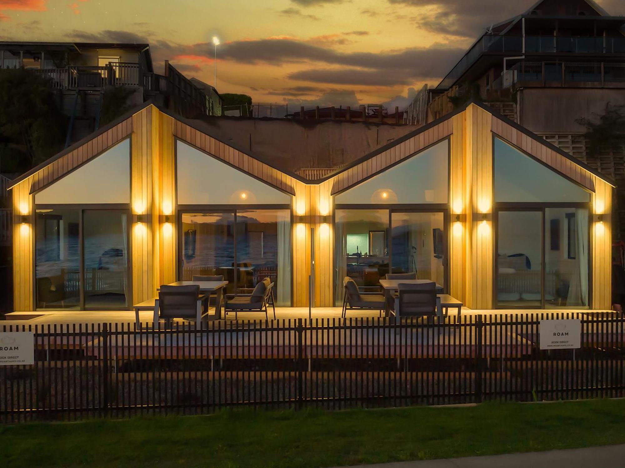 Absolute Lakefront House Taupo Exterior photo